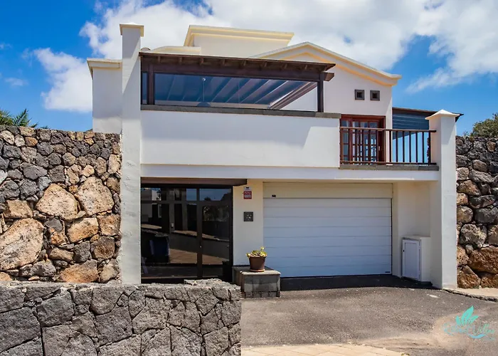 Vila Vistas Al Mar *