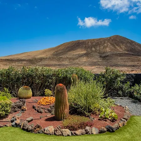 Vistas Al Mar Villa *