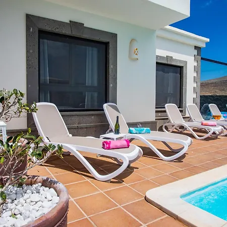 Vistas Al Mar ヴィラ ヤイサ