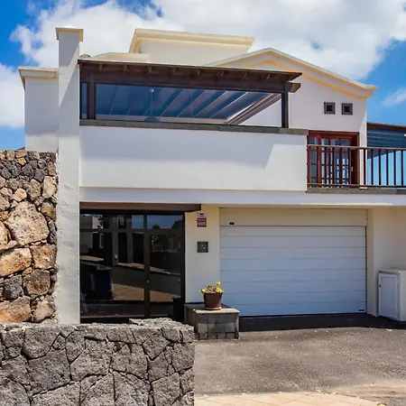 Villa Vistas Al Mar *