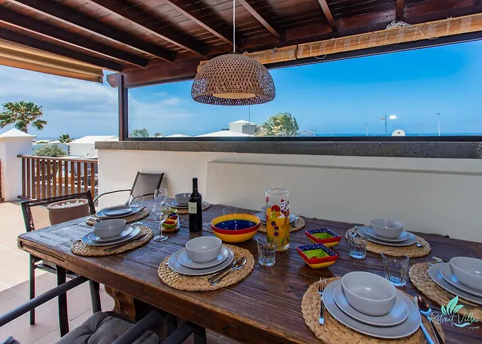 Vistas Al Mar Villa Yaiza (Lanzarote)